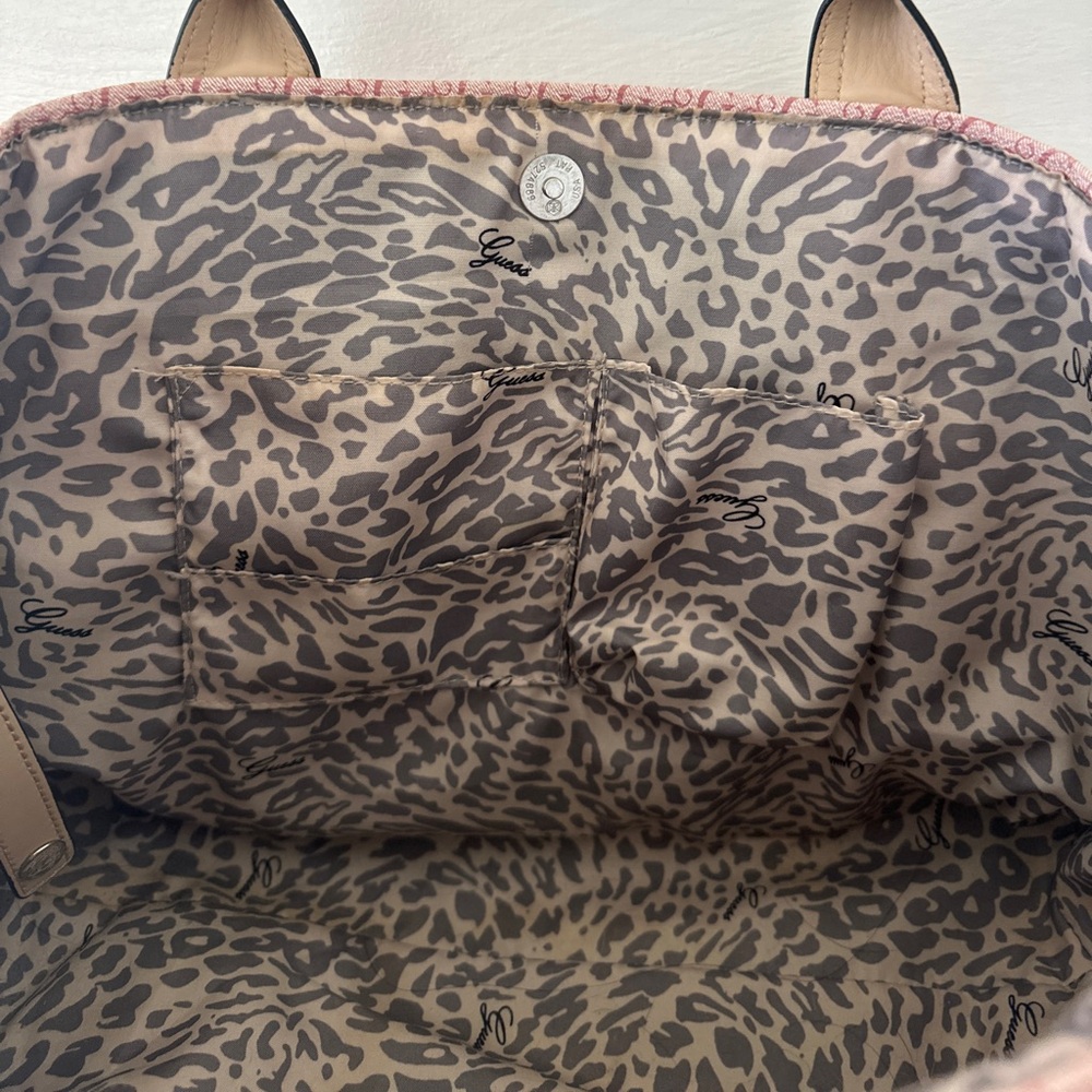 Vintage Pink Guess Bag - Picture 5 of 5